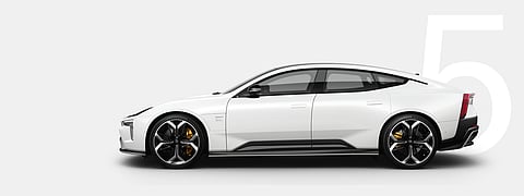 O Polestar 5 tem uma potência de 884 CV na versão Performance.