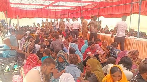 Raksha Bandhan Celebrated at Mathura District Jail as Sisters Tie Rakhis to Their Brothers