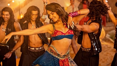 Sonal Chauhan Dance