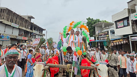 desaignj congress mahamorcha kisan karjmafi dhan bonus