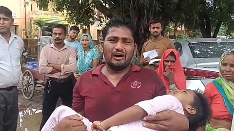 Aligarh Traffic Jam Turns Fatal as Sick Girl Dies Before Reaching Hospital