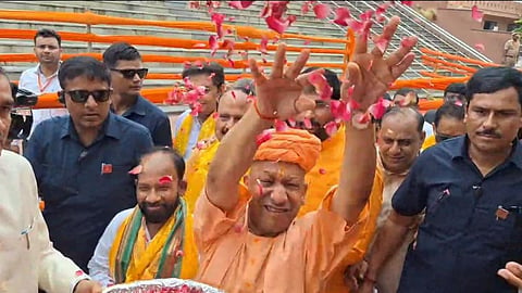 Mathura Janmashtami LIVE Updates: Grand preparations for Shri Krishna Janmashtami, CM Yogi performed prayers