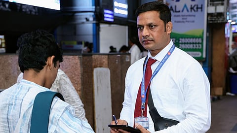 western railway 100 crore fine 13 47 lakh ticketless passengers