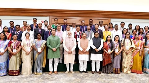 pm narendra modi interatcion with teachers