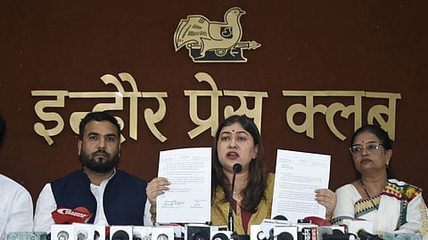 Congress spokesperson Ragini Nayak addressing a press conference in Indore.