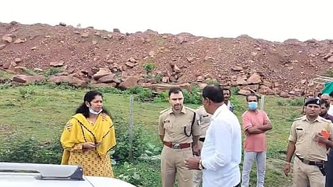 Officials Inspect Affected Villages