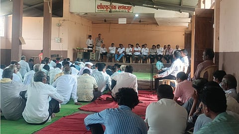 nagbhid farmers protest paddy bonus tractor march