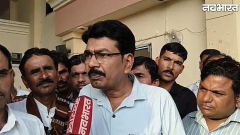 parents protest against poor conditions at Shramodaya Vidyalaya in Bhopal