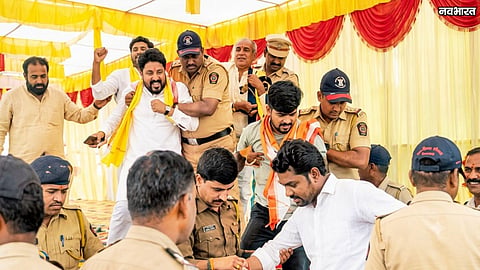 OBC Four Protesters Activists Detained In Jalna