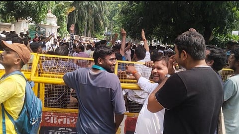 TGT PGT Teacher Recruitment Protest: Candidates Intensify Stir in Prayagraj After Police Action