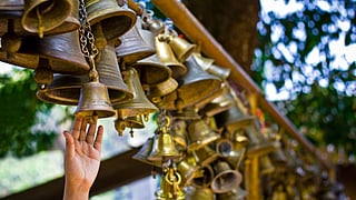 Mandir me ghanti kyon bajate hain Temple bell Rituals.