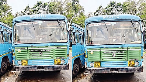 gadchiroli msrtc buses running without route boards passenger issues