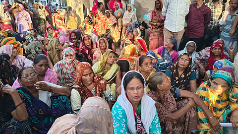 Agra Bapu Nagar Eviction Notice 200 Families Fear Losing Their Homes