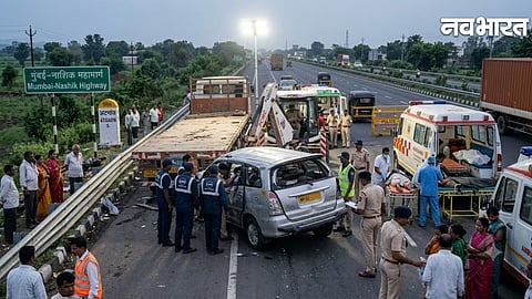 Accident site and the vehicle involved in the accident on the Mumbai-Nashik Highway