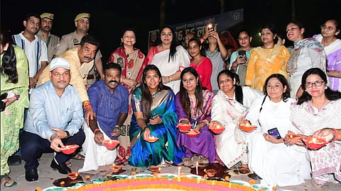 Seva Sankalp Campaign Begins in Meerut with 8.31 Lakh Diyas