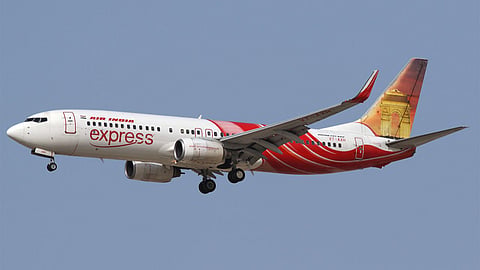 air india express crew suspend