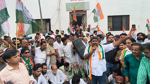 Agra Congress Protest against Water, Roads, Farmers and Inflation Issues Raised