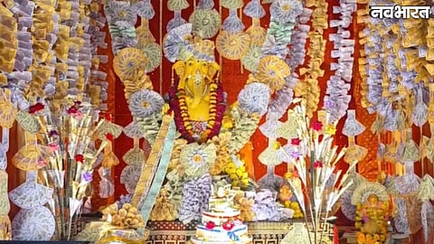 Ganpati decorated with over ₹21 lakh worth of currency notes in Badnagar