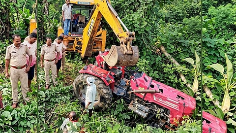 Yavatmal Ganpati Visarjan Accident