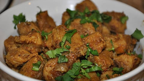 10-minute soya pyaz sabzi protein recipe.
