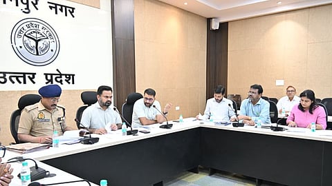 Kanpur Road Safety: DM Orders Strict Checks of 1,097 School Vehicles, Death Audit of Fatal Accidents