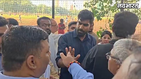 Mumbai Shivaji Park Locals Opposing CJP Protest