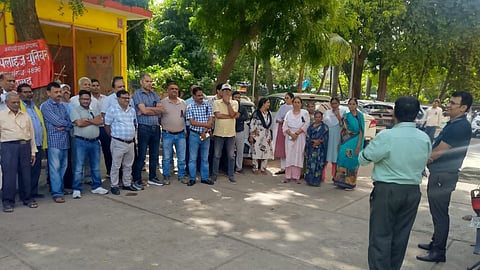 BSNL Employees Protest in Prayagraj, Demand Immediate Implementation of 3rd PRC