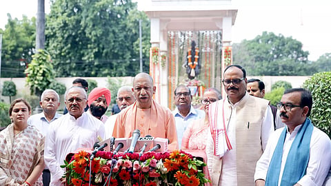 Gandhi Jayanti 2026: CM Yogi Highlights Swadeshi, Self-Reliance and Gram Swaraj