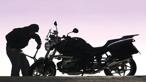 gondia motorcycle theft gang 4 arrested 18 bikes recovered