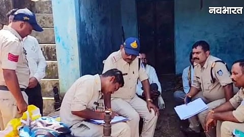 Youth attacks family with stick in Anuppur