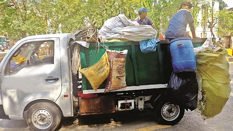 bhandara municipal council cleaning tender garbage crisis