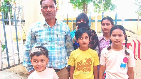Agra Shopkeeper Alleges Threat and Encroachment SP Worker, Seeks Police Action