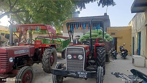 Agra DAP Fertilizer Black Marketing: Uproar over nighttime fertilizer loading; case registered