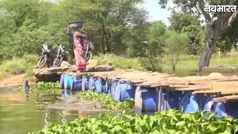 Tikamgarh Villagers Build 80 Feet Floating Bridge