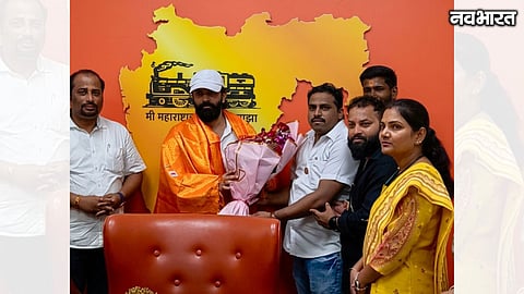 Thane Railway Station Woman Pointsman Misconduct MNS Action Demand