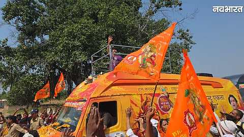 Dhirendra Krishna Shastri inaugurates the Sanatan Ekta Rath Yatra