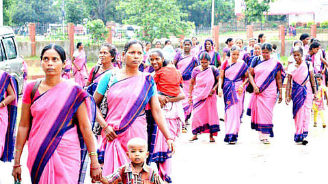 Maharashtra Nashik Anganwadi Workers Bombay High Court