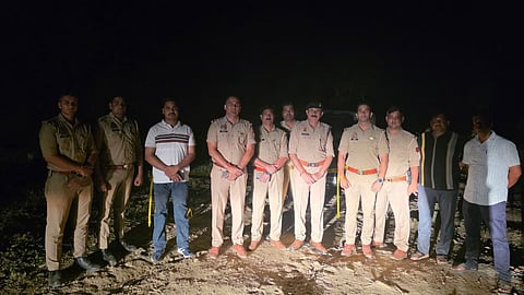 Mathura Police Encounter: Two Accused in Child Kidnapping and Extortion Case Arrested, Thar SUV and Firearms Recovered