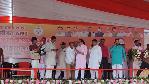 Agra News: Yogi Adityanath Public Meeting Cancelled Due to Rain, Road Repairs Before Visit Raise Questions