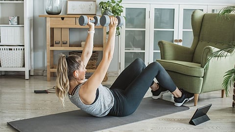 15-minute home workout exercises for women.