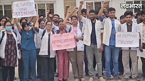Maharashtra Intern Doctors Protest