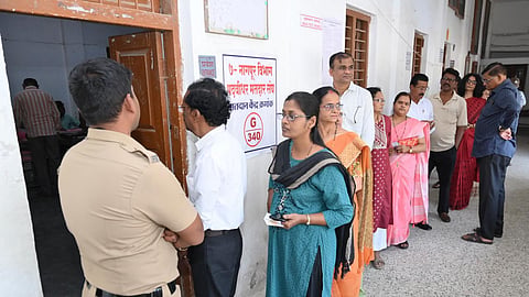 wardha graduate election voting percentage
