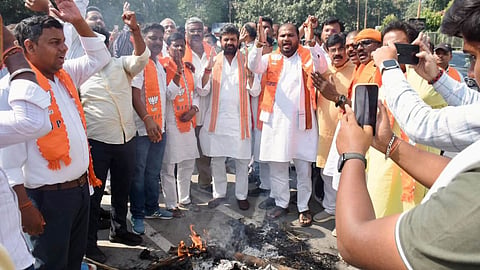 BJP Workers Protest in Varanasi Over Kharge’s Alleged Remark on PM Modi’s Father
