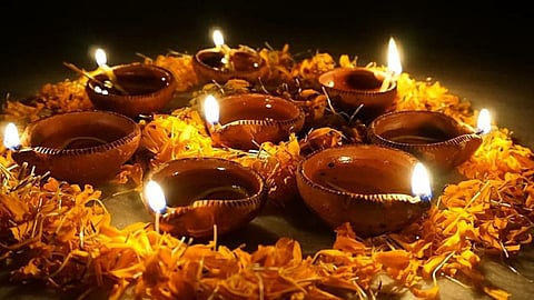 Kartik Maas Deepak Jalane Ka Mahatva
