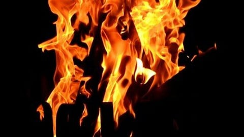 chandrapur kothari son in law accused of trying to burn father in law