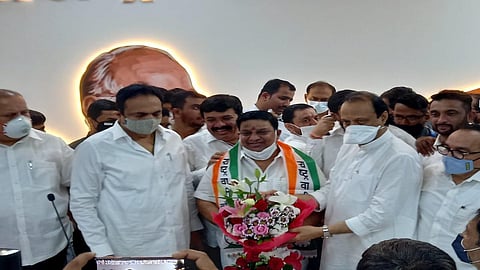 Suresh Mhatre aka Balya Mama joins Nationalist Congress Party