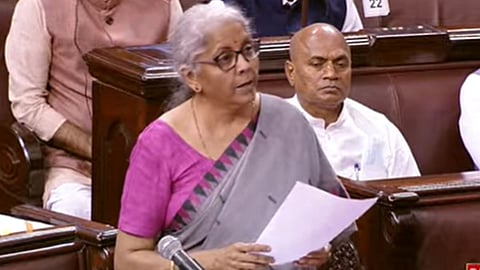 लोकसभा से वित्त विधेयक 2025 पारित
