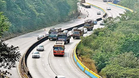 Mumbai-Pune Expressway Road Accidents