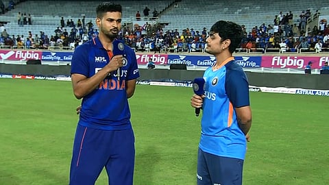 ind-vs-sa-2022-2nd-odi-shreyas-iyer-to-ishan-kishan-didnt-want-to-intrude-on-your-beast-mode