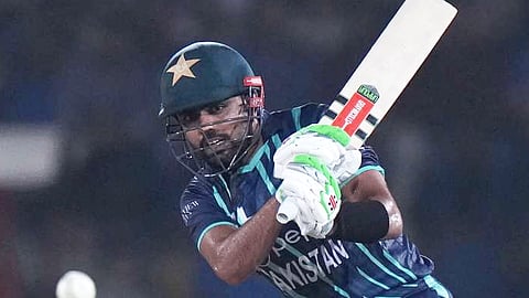 pak vs eng t20 series babar-azam-virat-kohli-fastest-to-reach-3000-t20i-runs-rohit-sharma-far-behind-martin-guptill-pak-vs-eng-6th-match